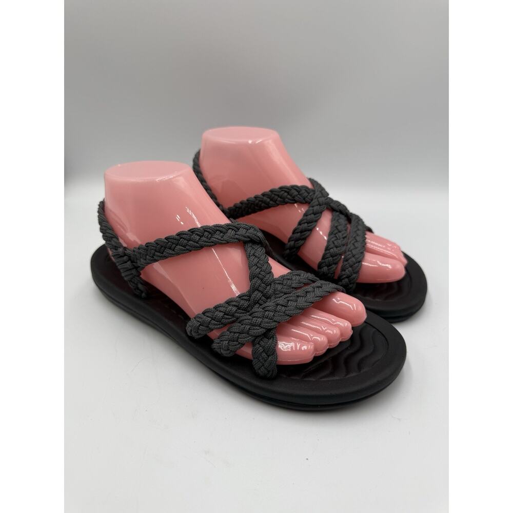 MEGNYA Women's‎ Size 8 Black Comfortable Walking Sandals with Arch Support